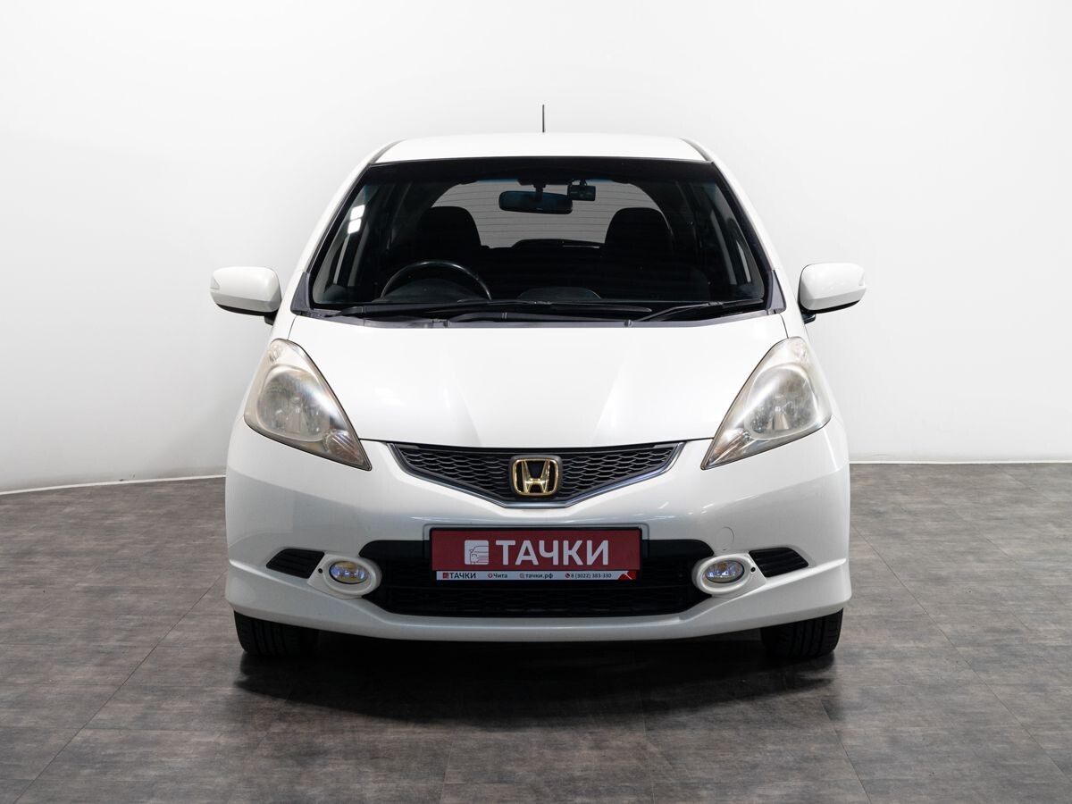 Honda Fit 2010 - фото автомобиля