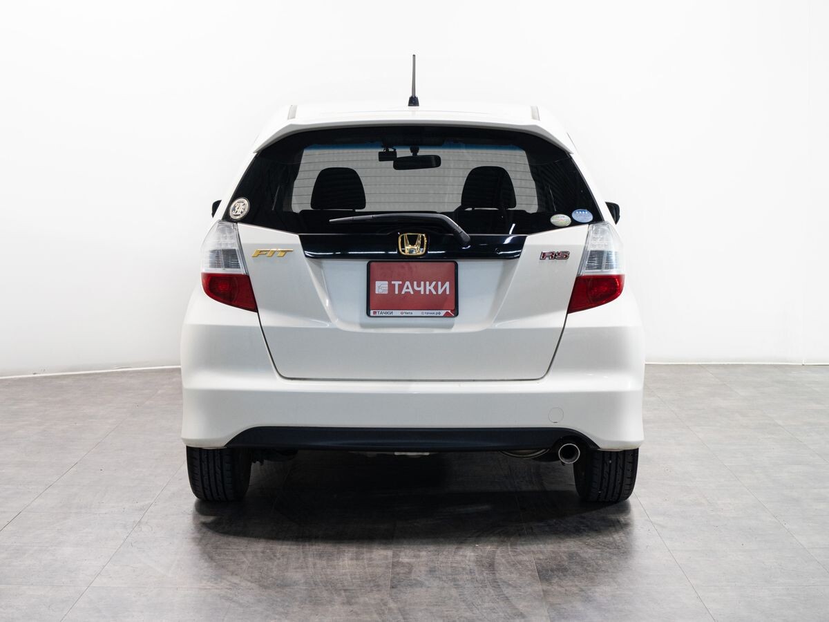 Honda Fit 2010 - фото автомобиля