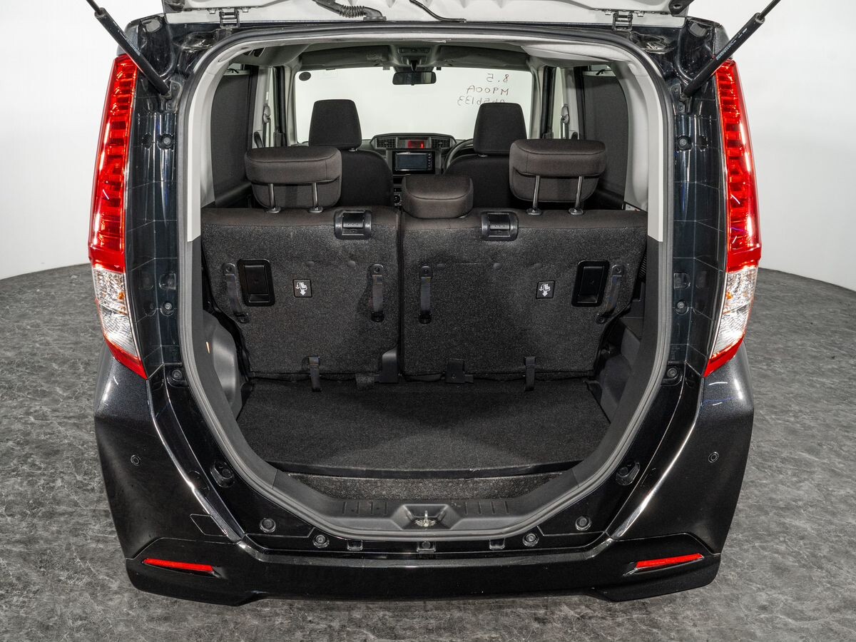 Toyota Roomy 2022 - фото автомобиля