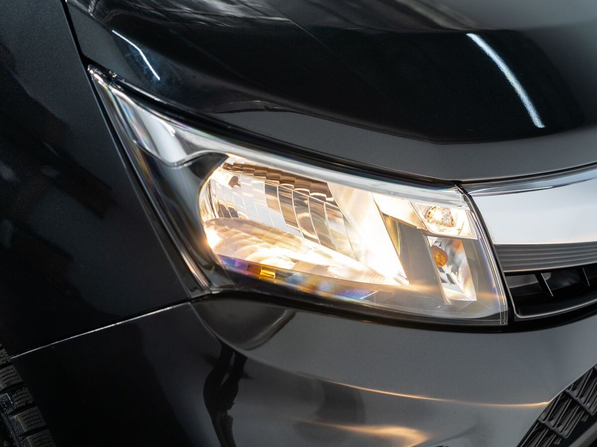 Toyota Roomy 2022 - фото автомобиля