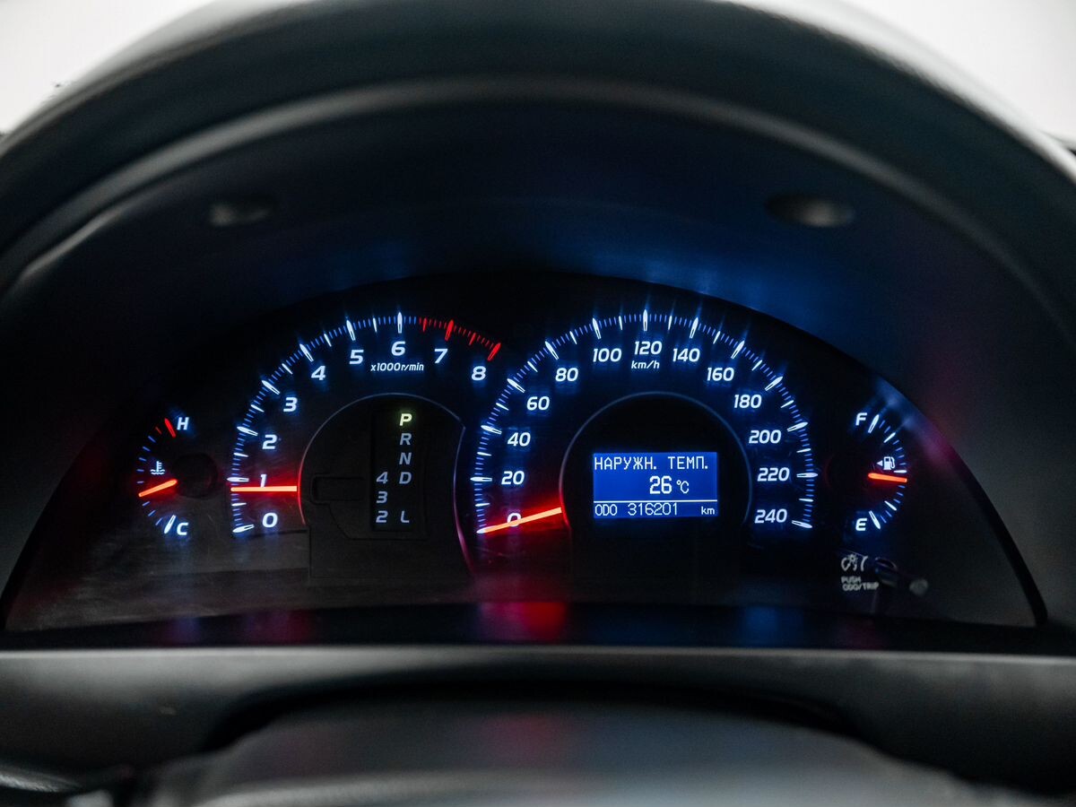 Toyota Camry 2009 - фото автомобиля