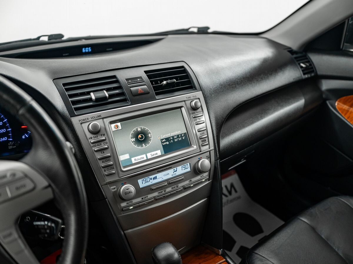 Toyota Camry 2009 - фото автомобиля