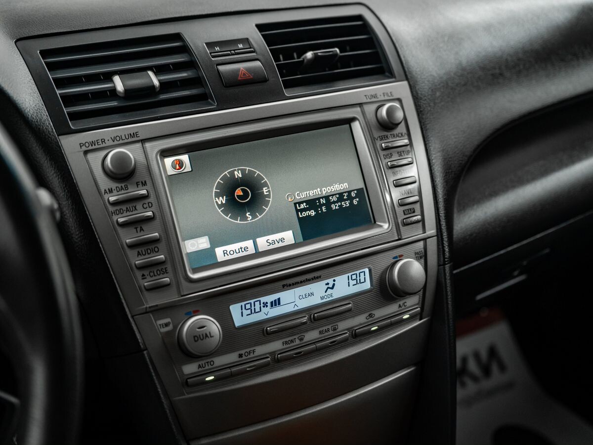 Toyota Camry 2009 - фото автомобиля