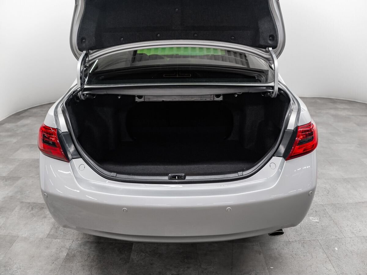 Toyota Camry 2009 - фото автомобиля