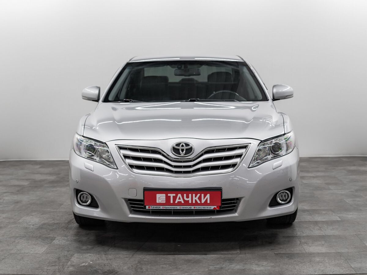 Toyota Camry 2009 - фото автомобиля