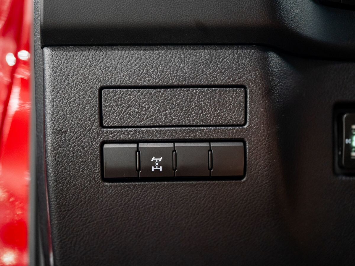 Lexus NX200 2015 - фото автомобиля