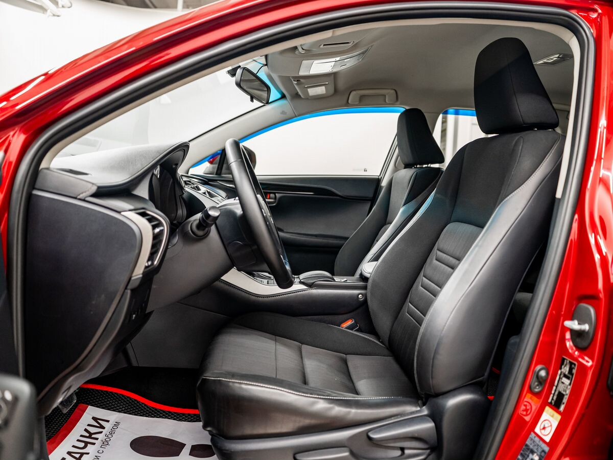 Lexus NX200 2015 - фото автомобиля