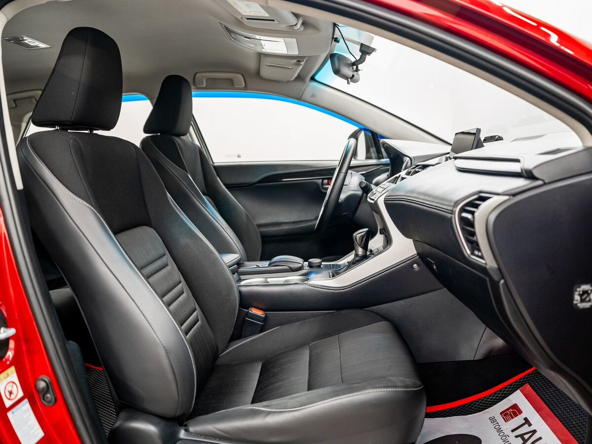 Lexus NX200 2015 - фото автомобиля