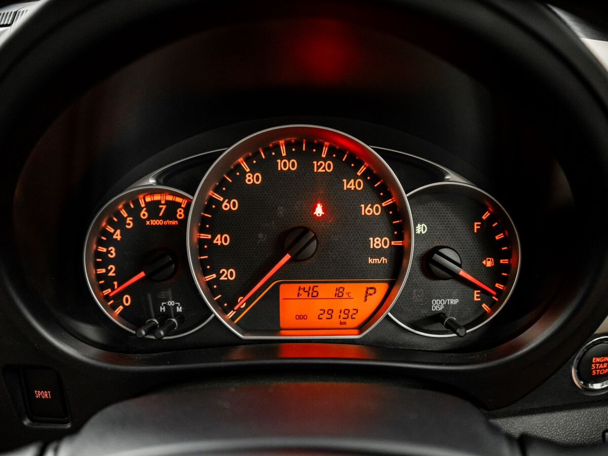 Toyota Ractis 2013 - фото автомобиля