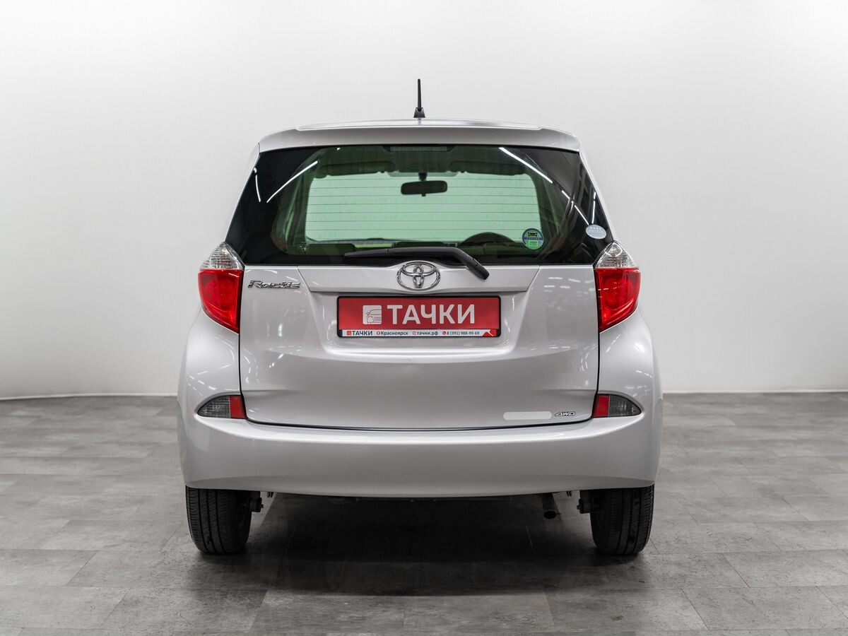 Toyota Ractis 2013 - фото автомобиля