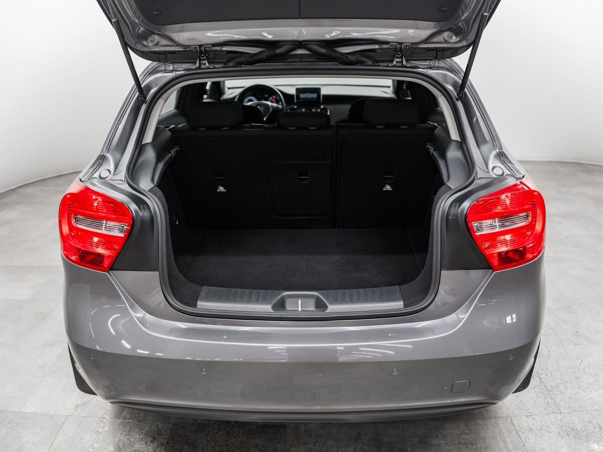 Mercedes-Benz A-Class 2013 - фото автомобиля
