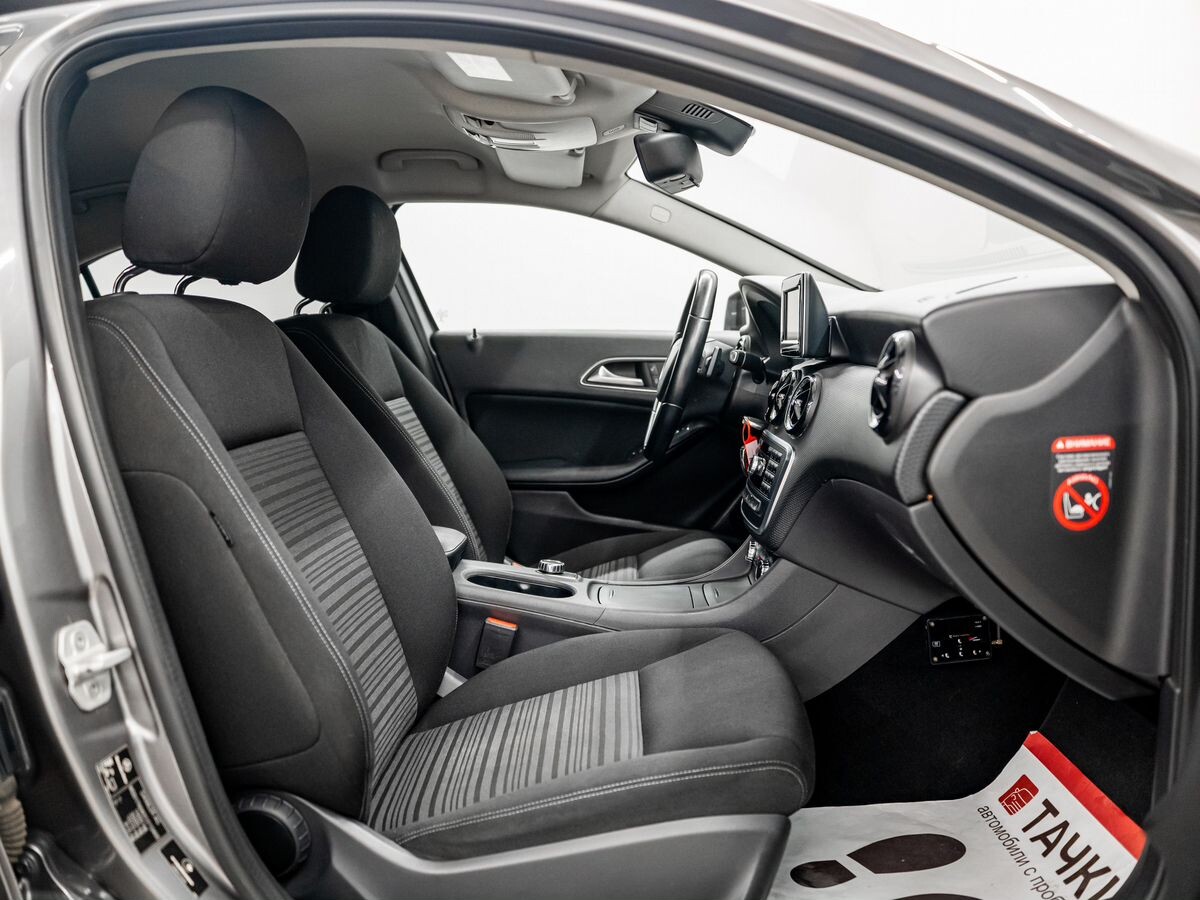 Mercedes-Benz A-Class 2013 - фото автомобиля
