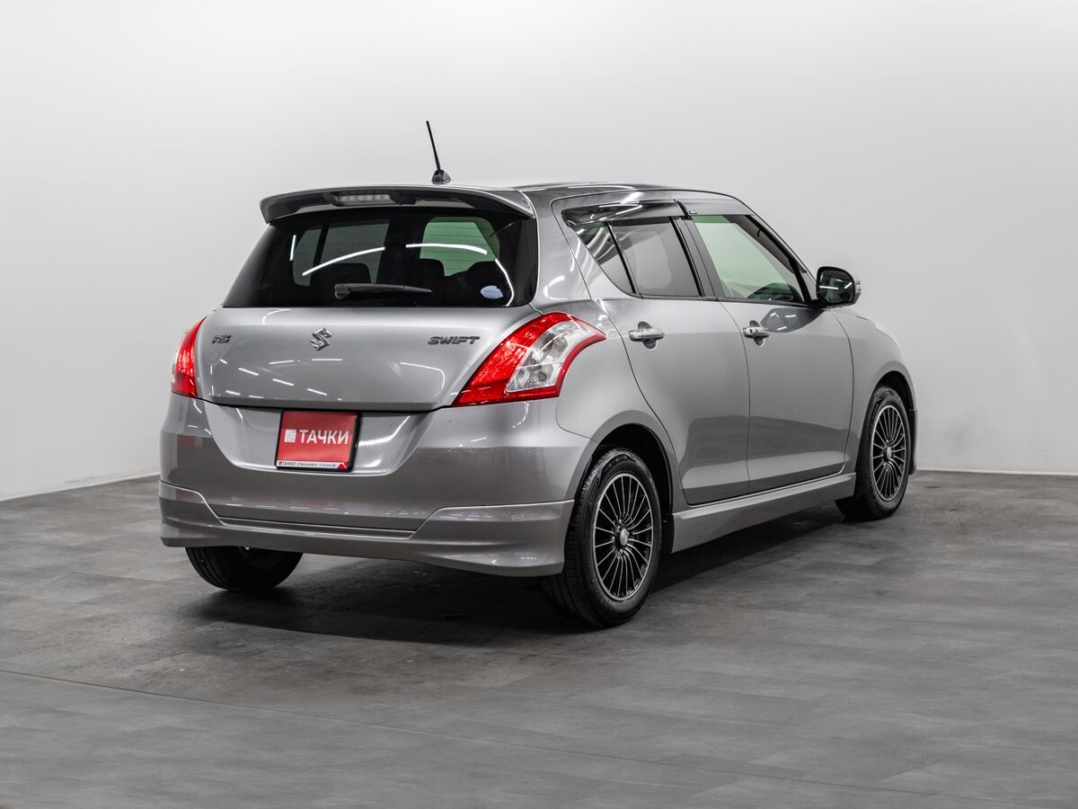 Suzuki Swift 2012 - фото автомобиля