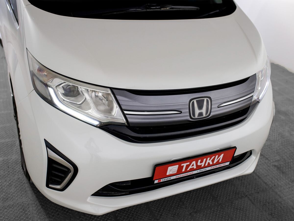 Honda Stepwgn 2016 - фото автомобиля