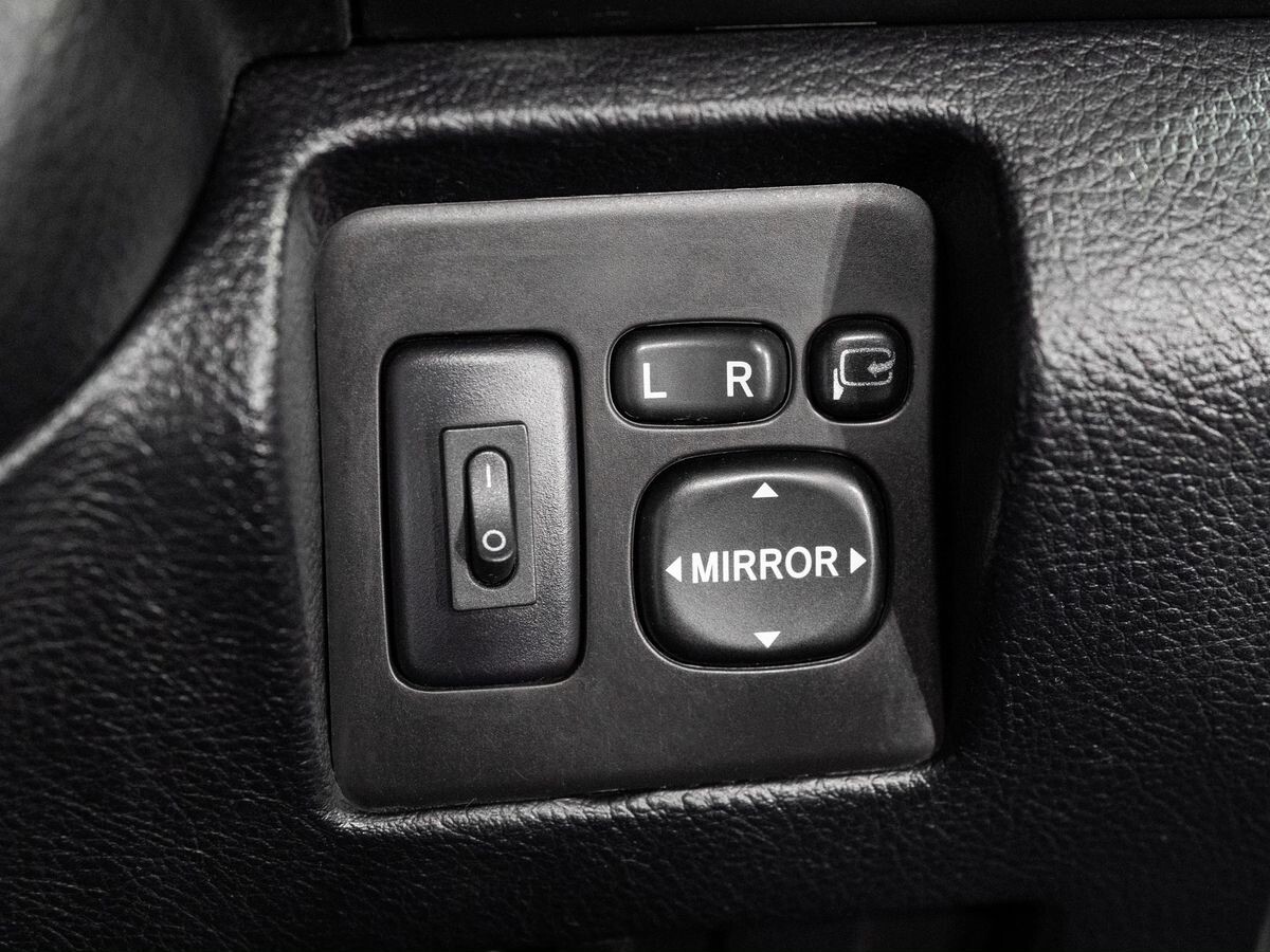 Toyota Harrier 2007 - фото автомобиля