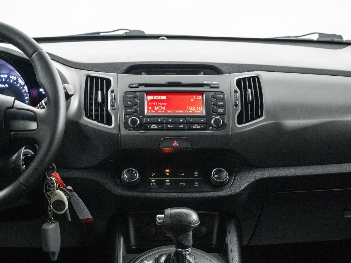 Kia Sportage 2012 - фото автомобиля