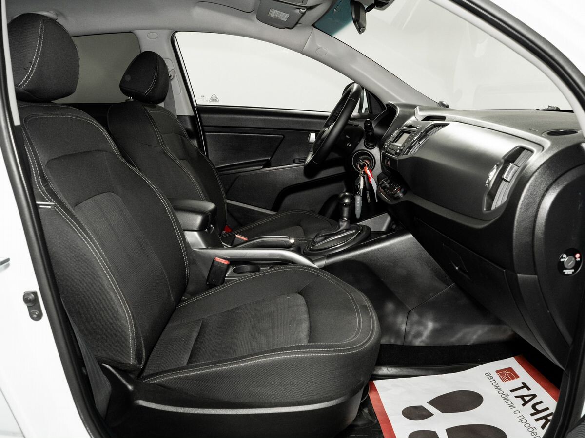 Kia Sportage 2012 - фото автомобиля