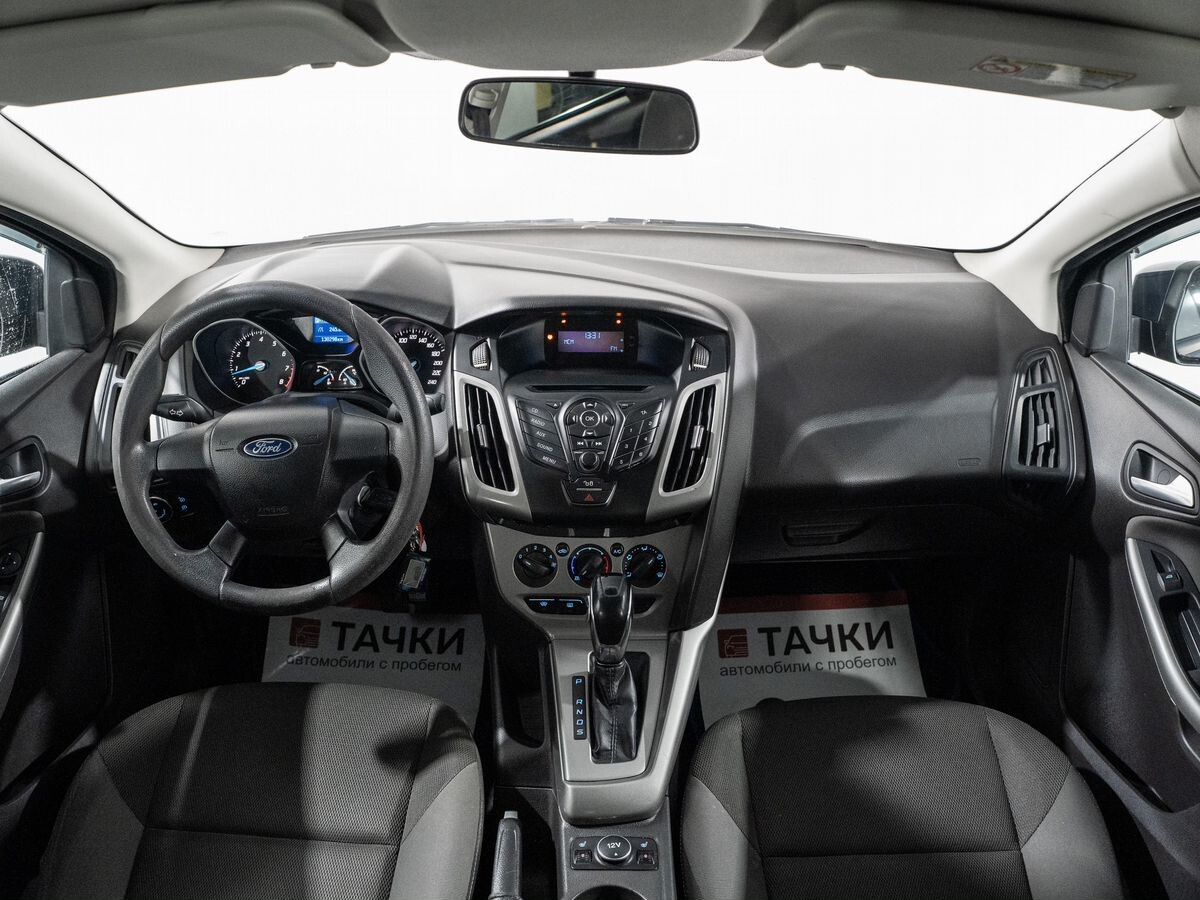 Ford Focus 2012 - фото автомобиля