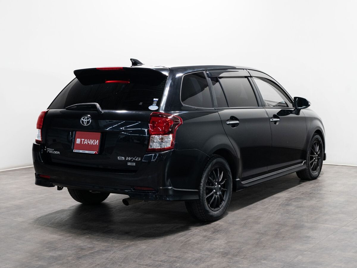Toyota Corolla Fielder 2013 - фото автомобиля