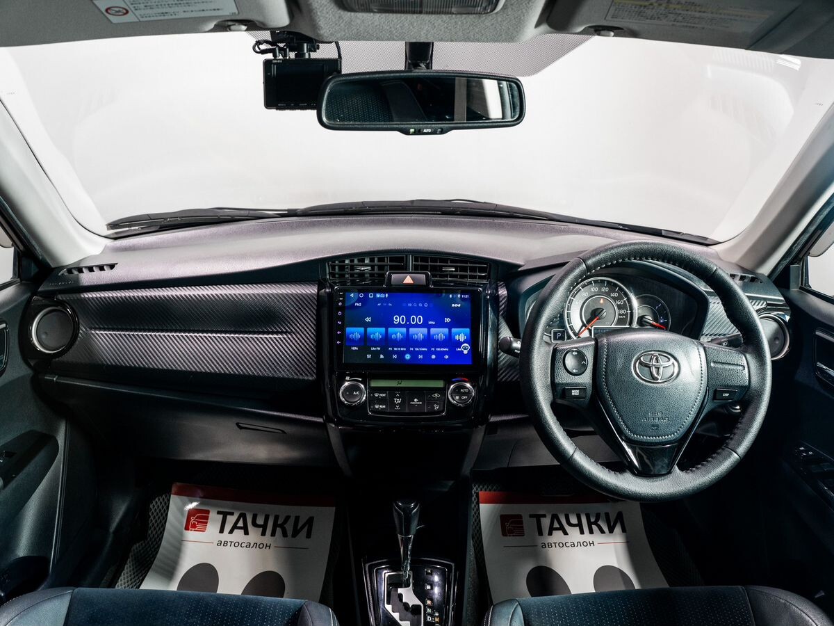 Toyota Corolla Fielder 2013 - фото автомобиля