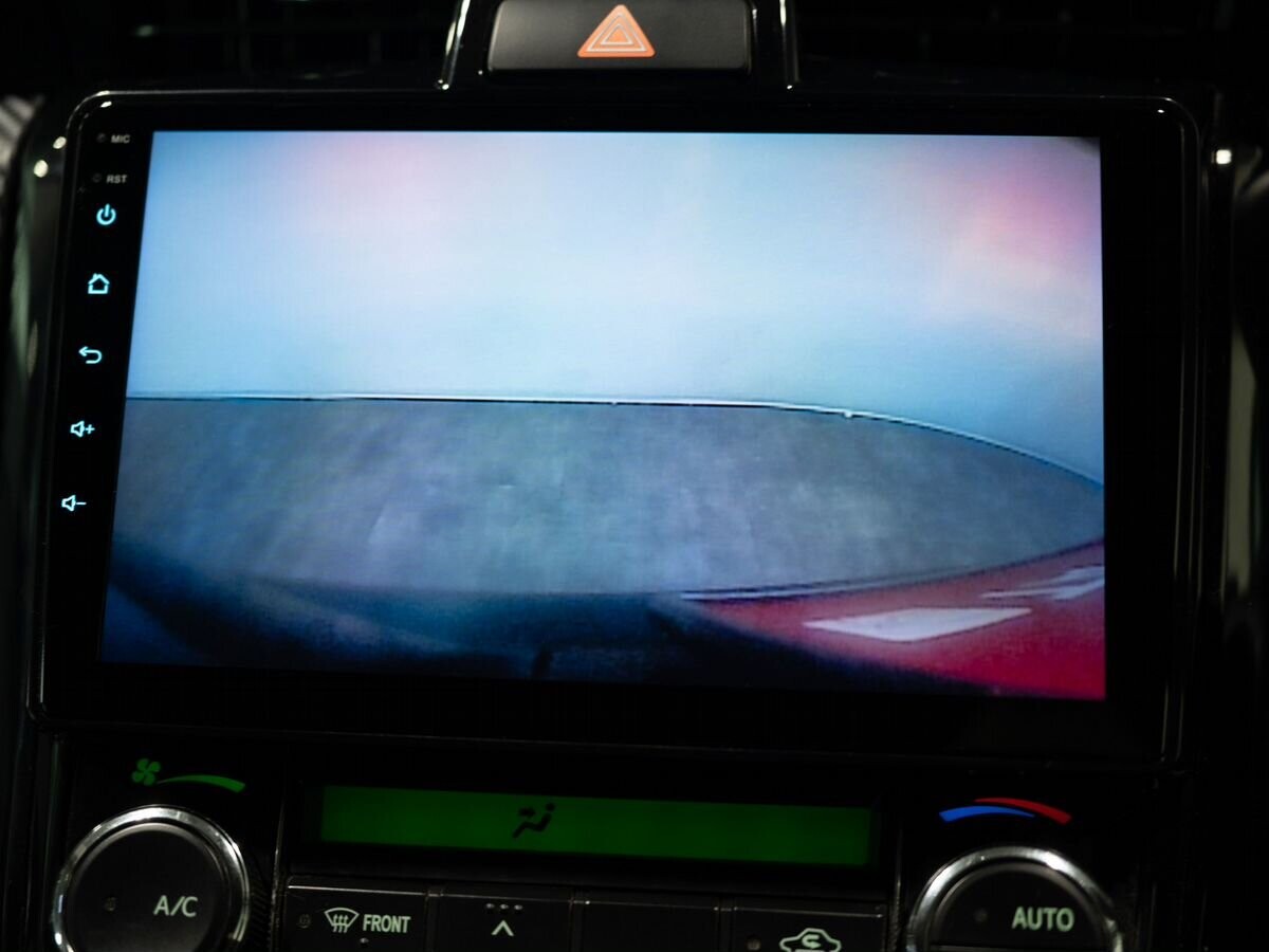 Toyota Corolla Fielder 2013 - фото автомобиля