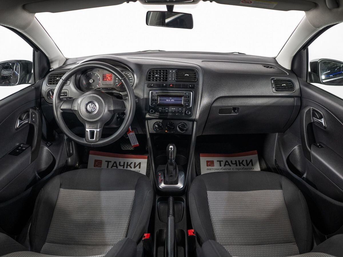 Volkswagen Polo 2013 - фото автомобиля