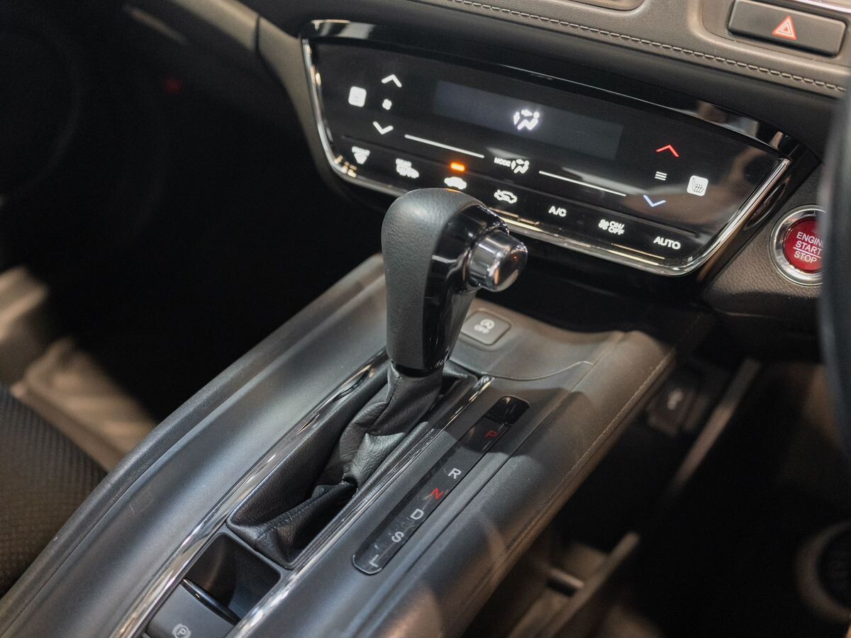 Honda Vezel 2017 - фото автомобиля