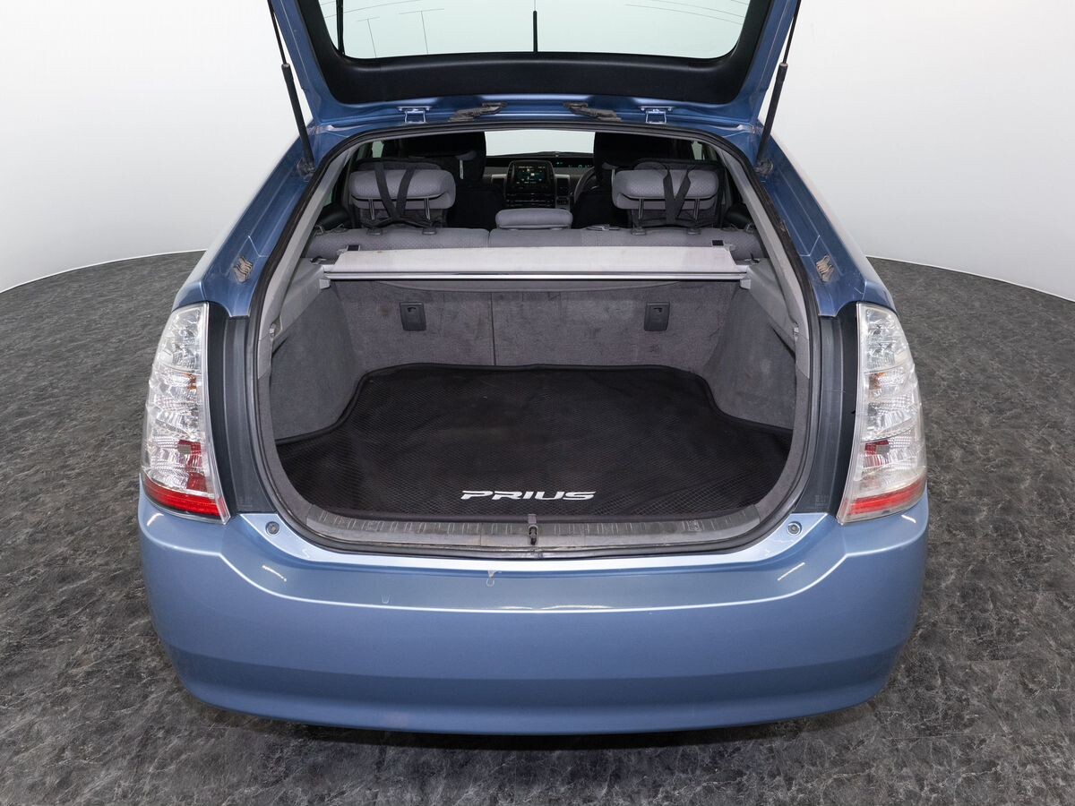 Toyota Prius 2008 - фото автомобиля