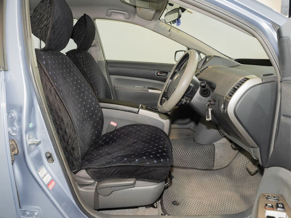 Toyota Prius 2008 - фото автомобиля