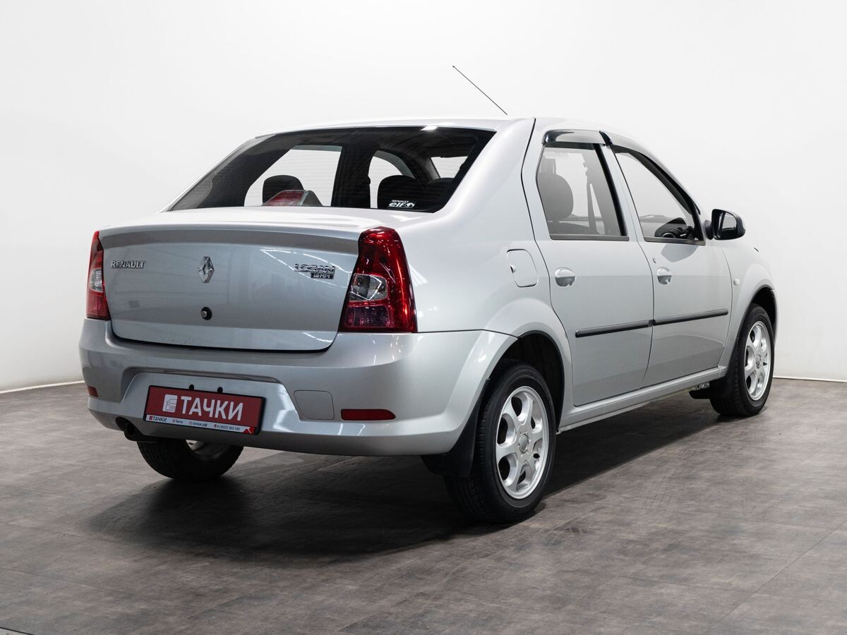 Renault Logan 2013 - фото автомобиля