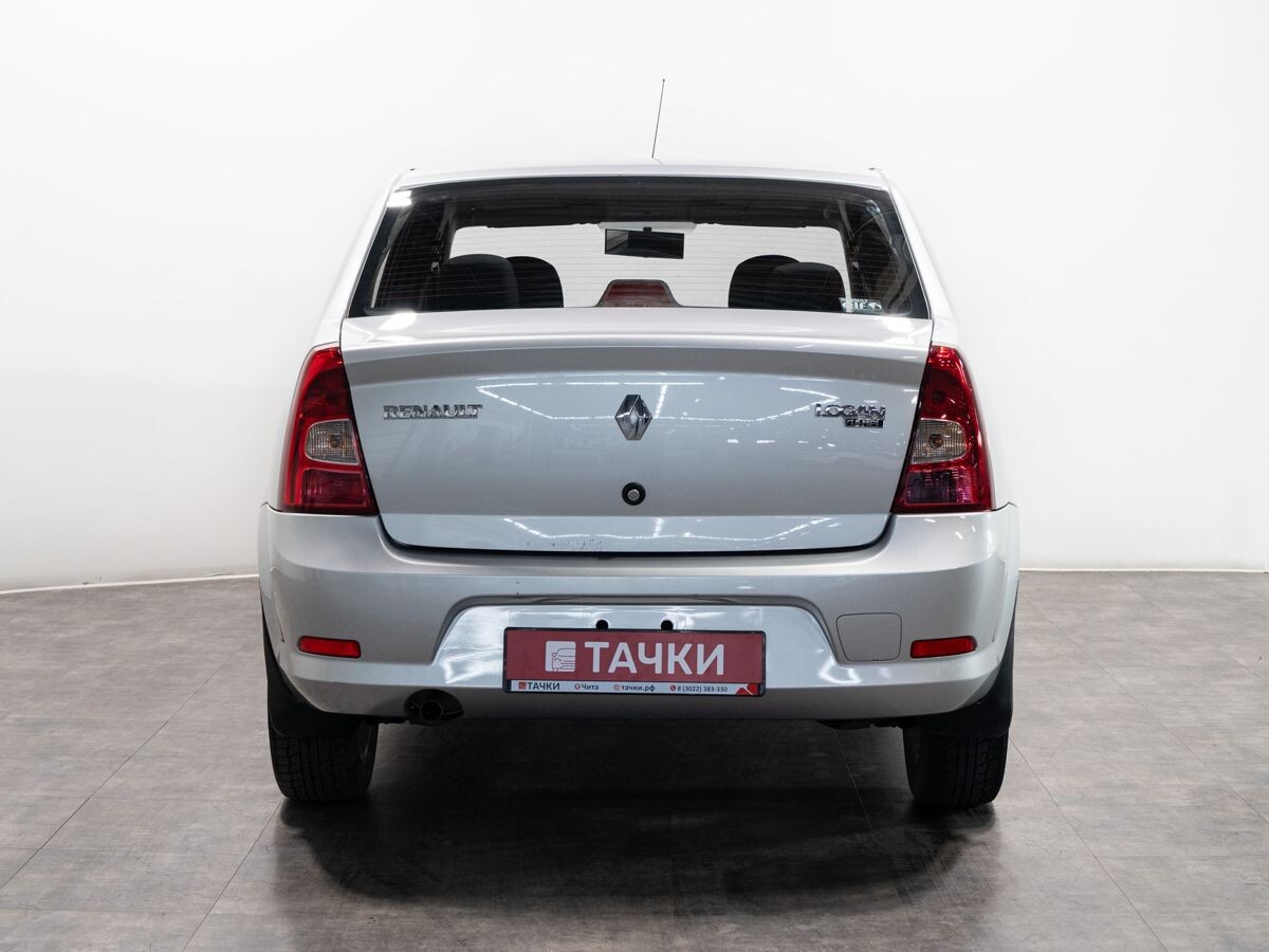 Renault Logan 2013 - фото автомобиля