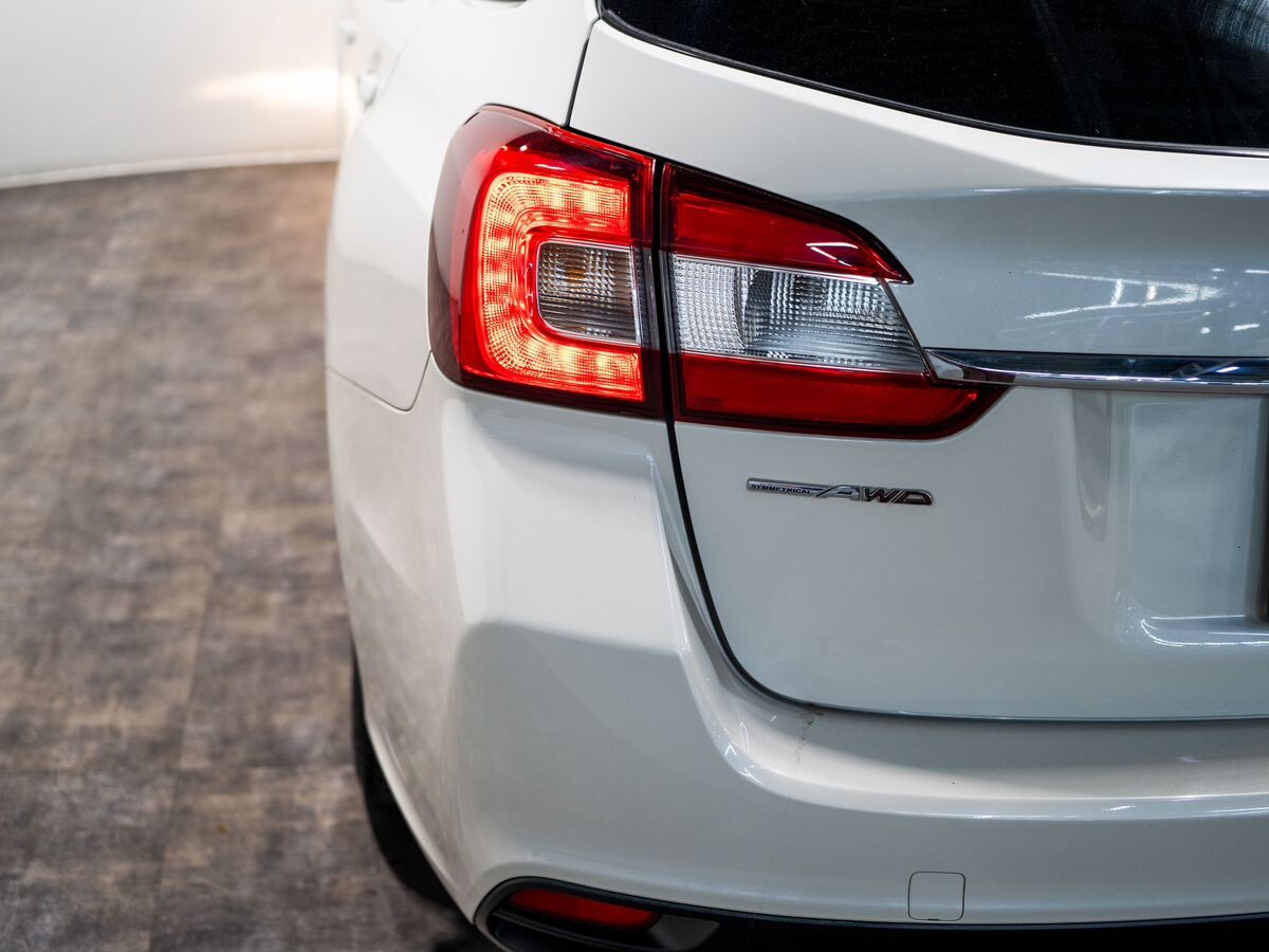 Subaru Levorg 2016 - фото автомобиля
