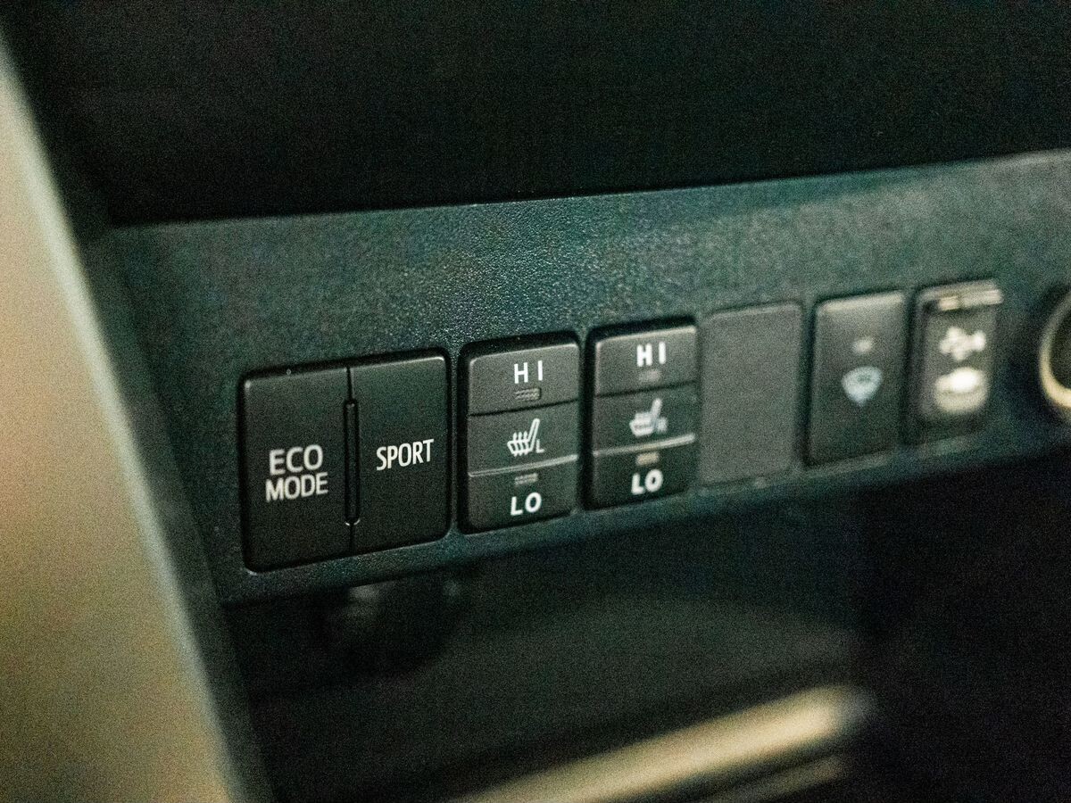 Toyota RAV4 2013 - фото автомобиля