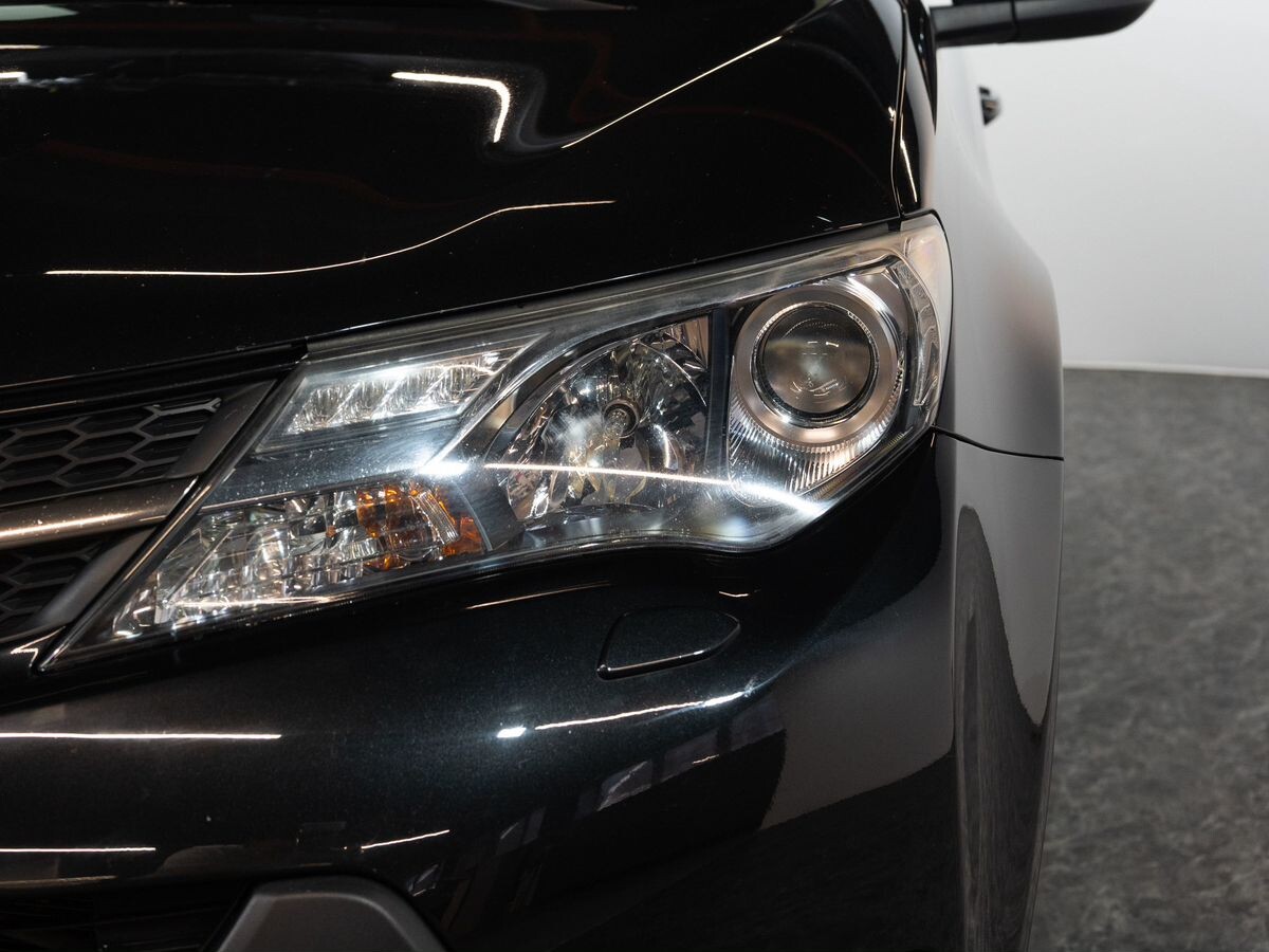 Toyota RAV4 2013 - фото автомобиля