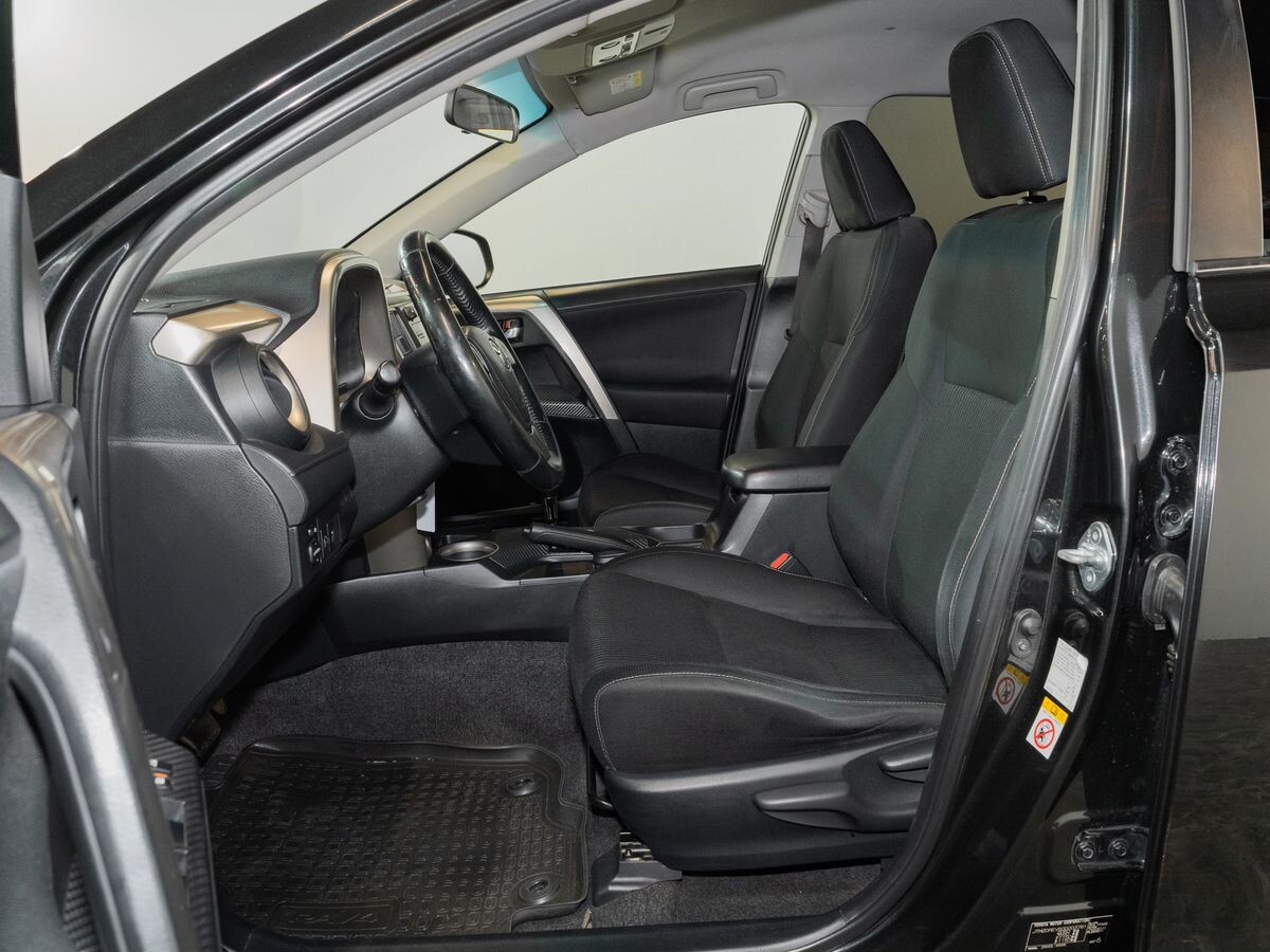 Toyota RAV4 2013 - фото автомобиля