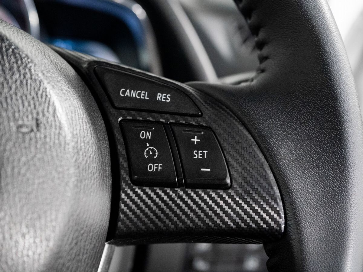 Mazda Demio 2015 - фото автомобиля