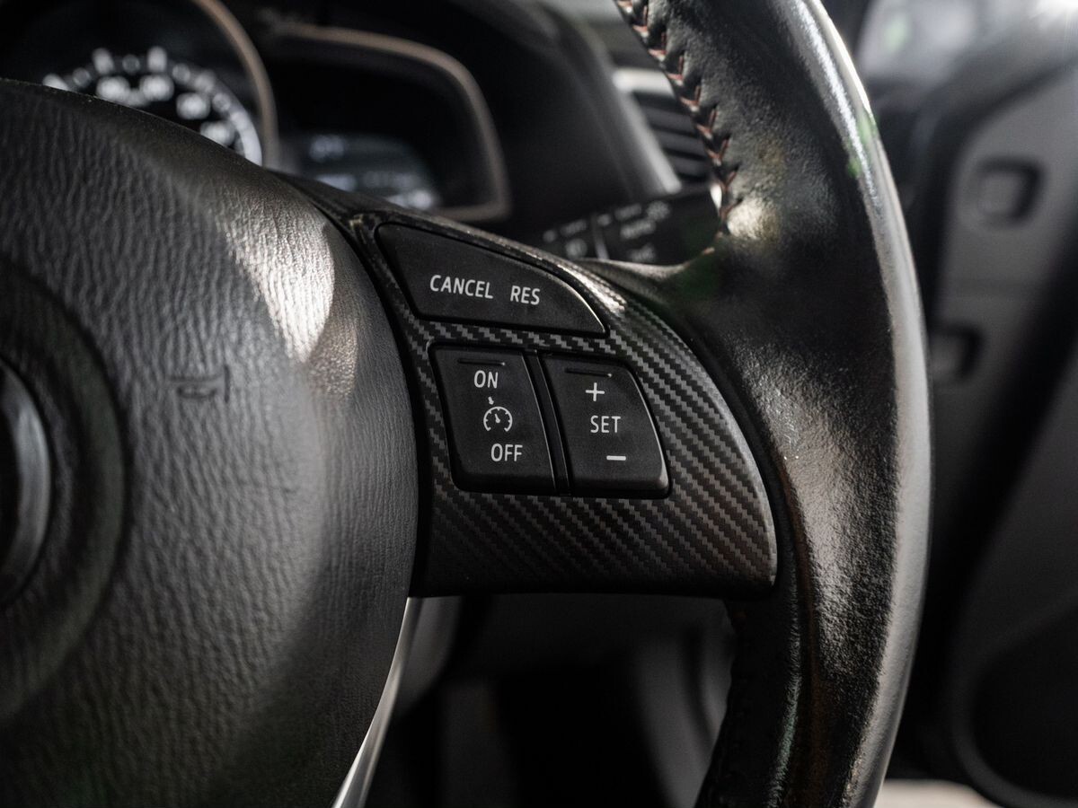 Mazda Axela 2014 - фото автомобиля