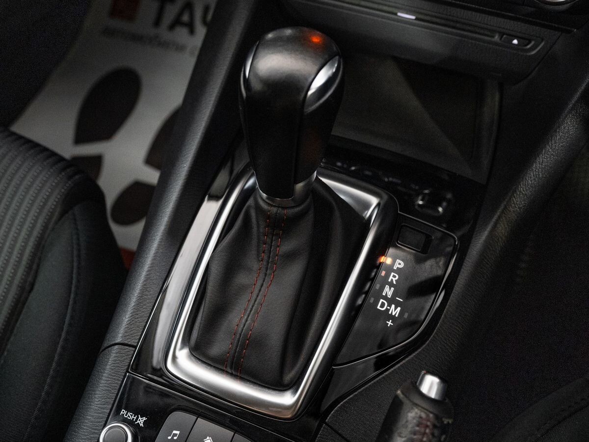 Mazda Axela 2014 - фото автомобиля