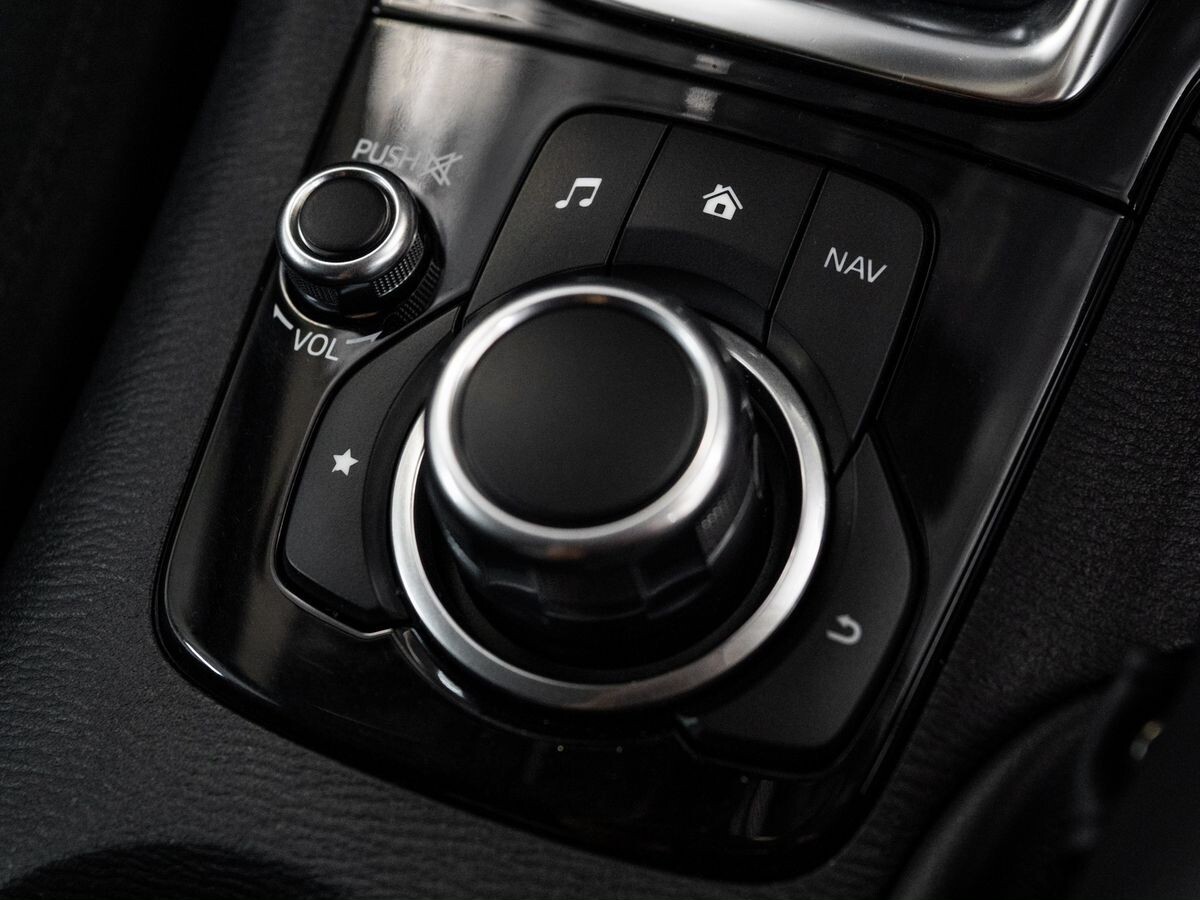 Mazda Axela 2014 - фото автомобиля