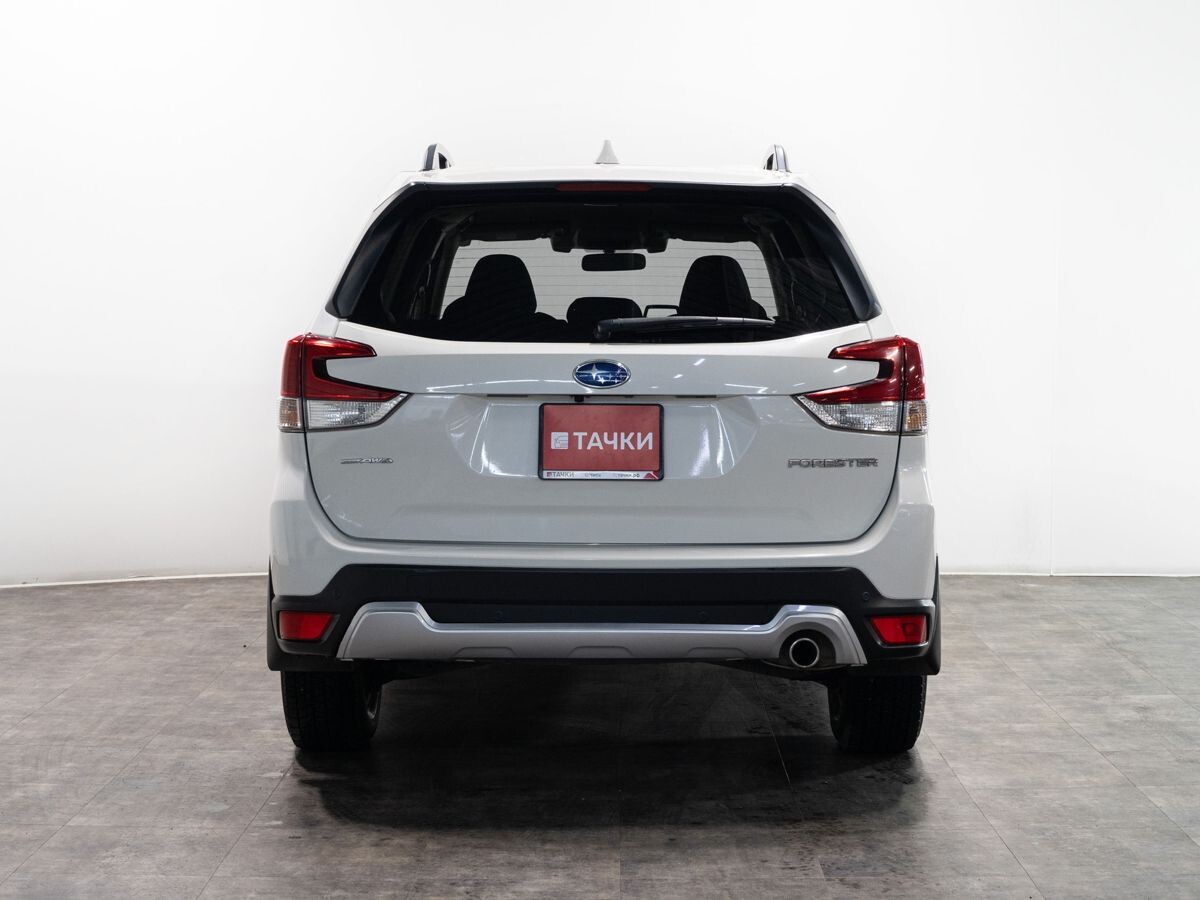 Subaru Forester 2018 - фото автомобиля