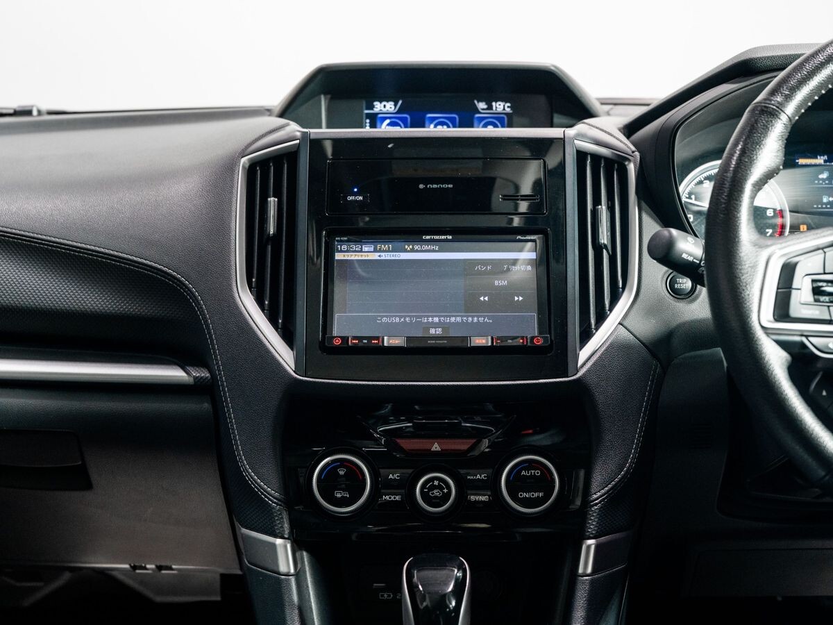 Subaru Forester 2018 - фото автомобиля