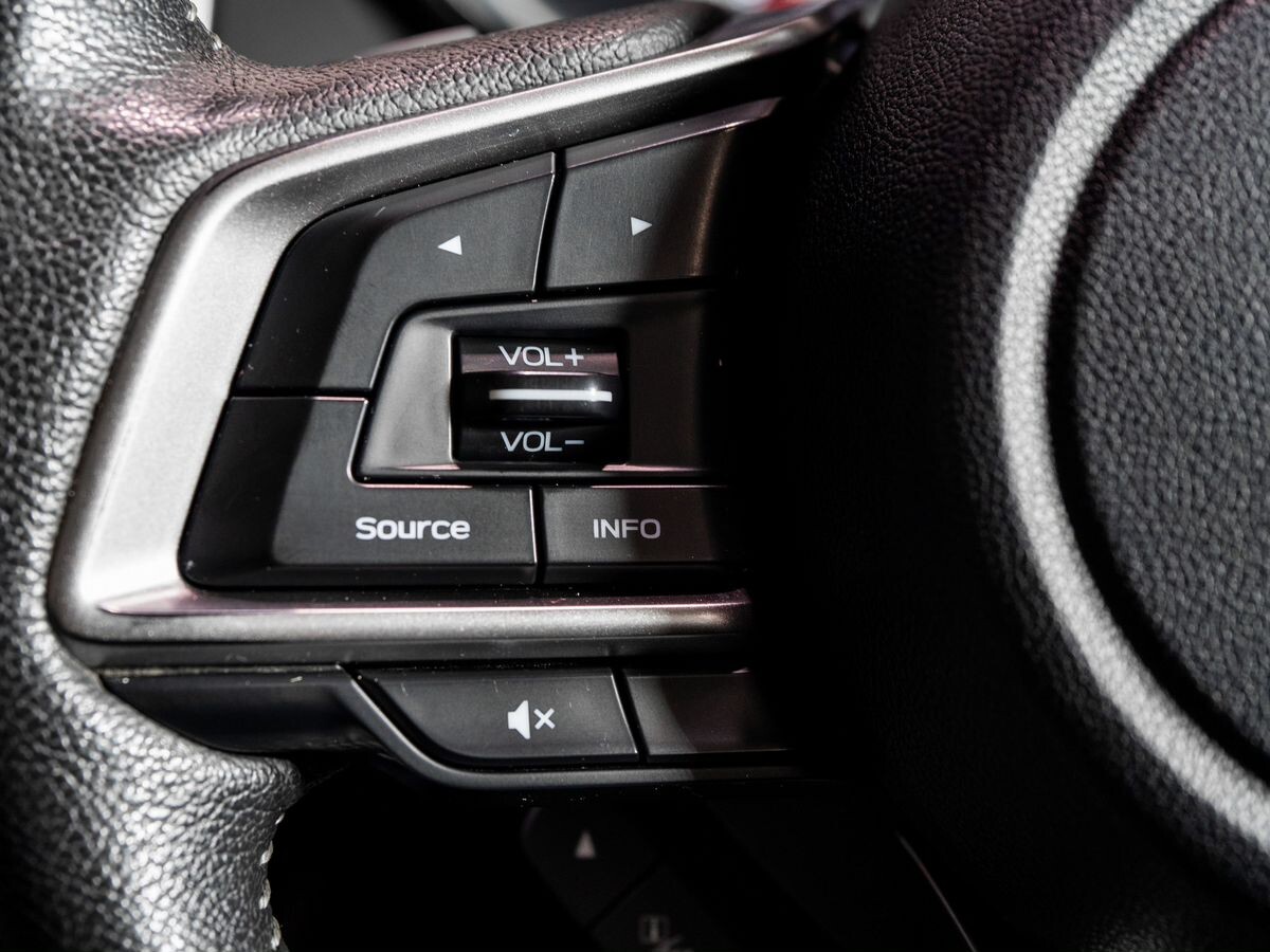 Subaru Forester 2018 - фото автомобиля