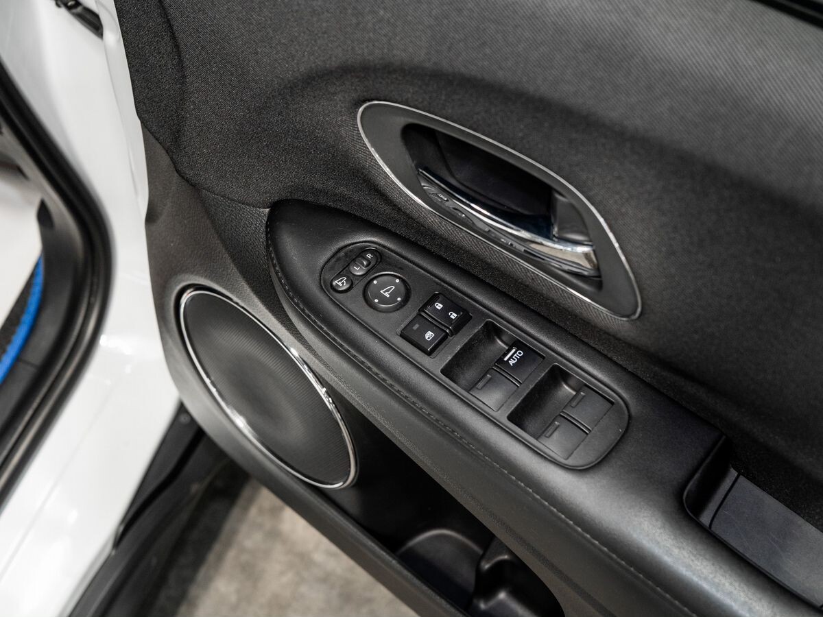 Honda Vezel 2019 - фото автомобиля