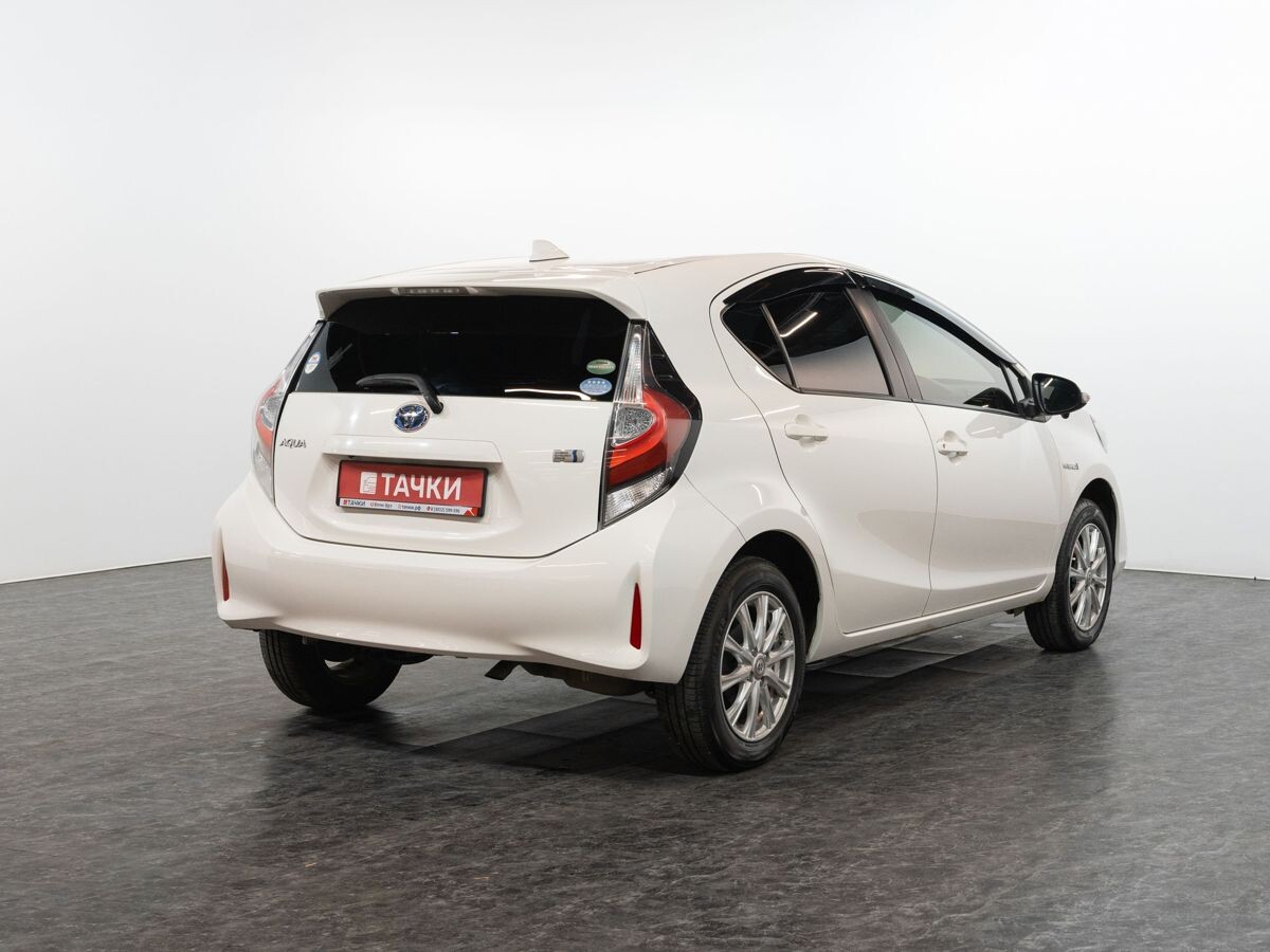 Toyota Aqua 2019 - фото автомобиля