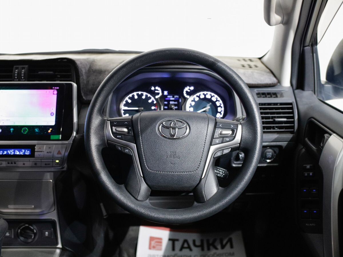 Toyota Land Cruiser Prado 2020 - фото автомобиля