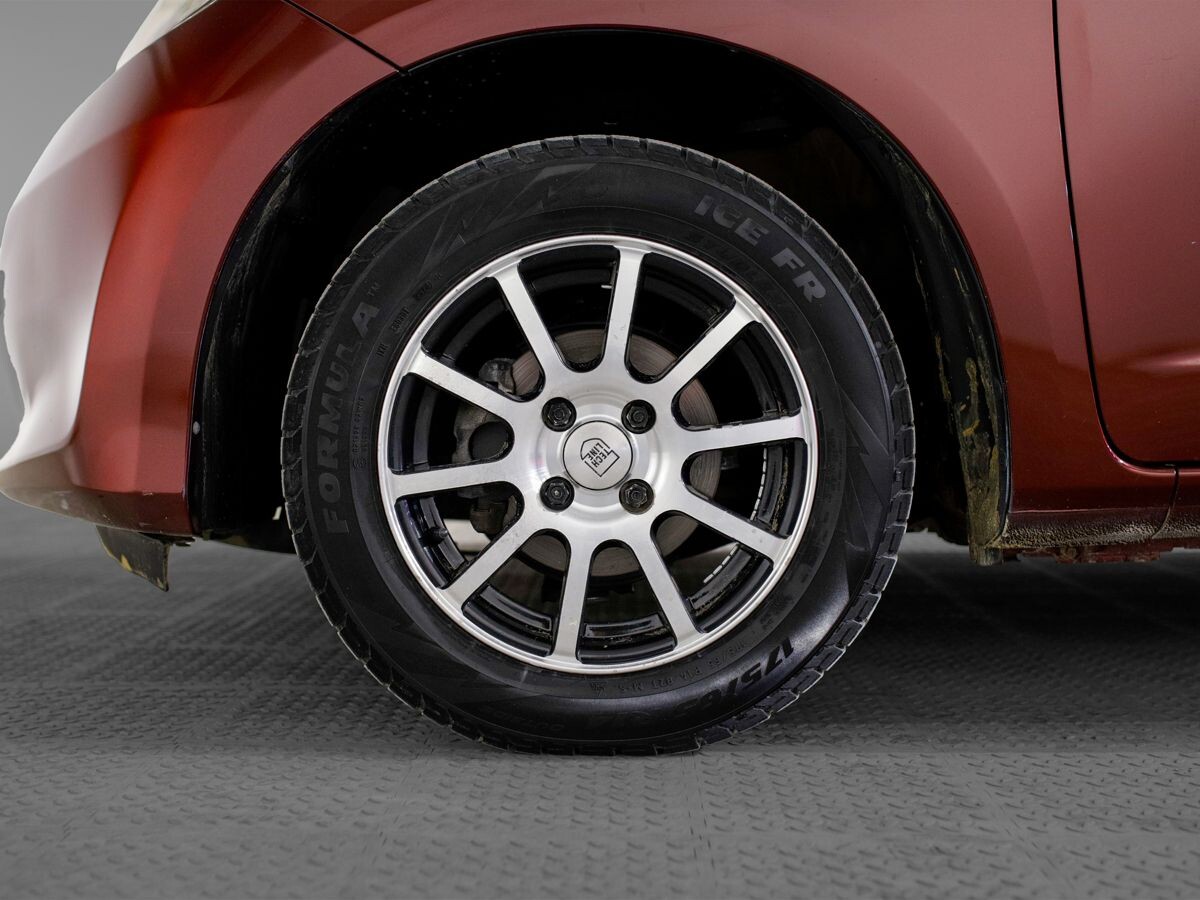 Honda Fit 2012 - фото автомобиля