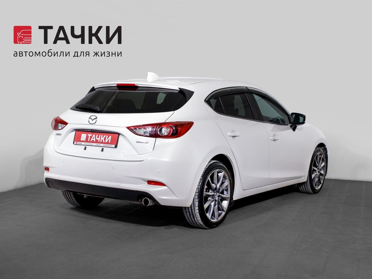 Mazda Axela 2017 - фото автомобиля