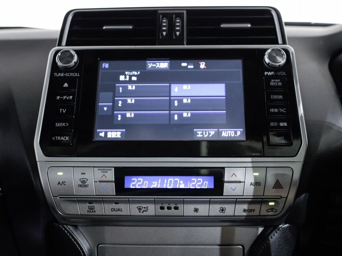Toyota Land Cruiser Prado 2018 - фото автомобиля