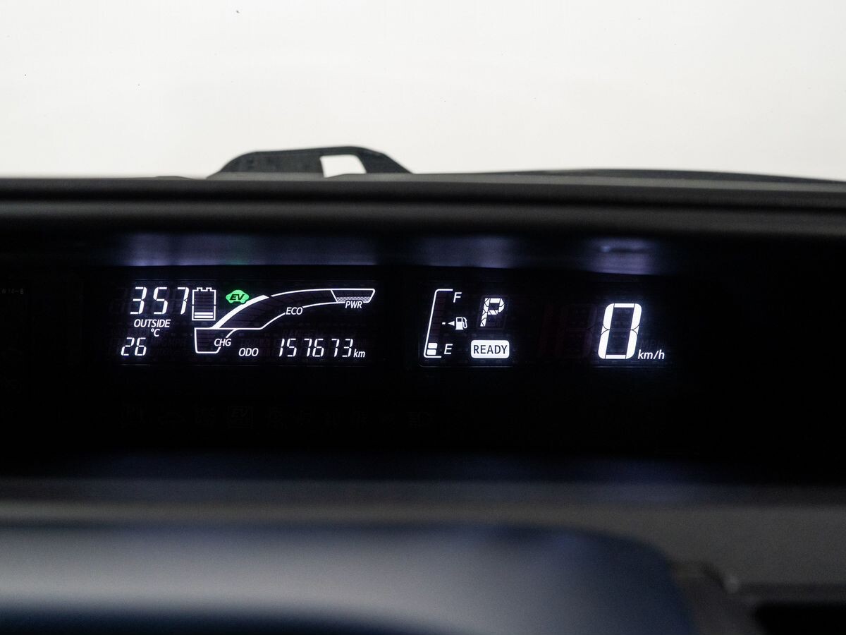Toyota Aqua 2015 - фото автомобиля