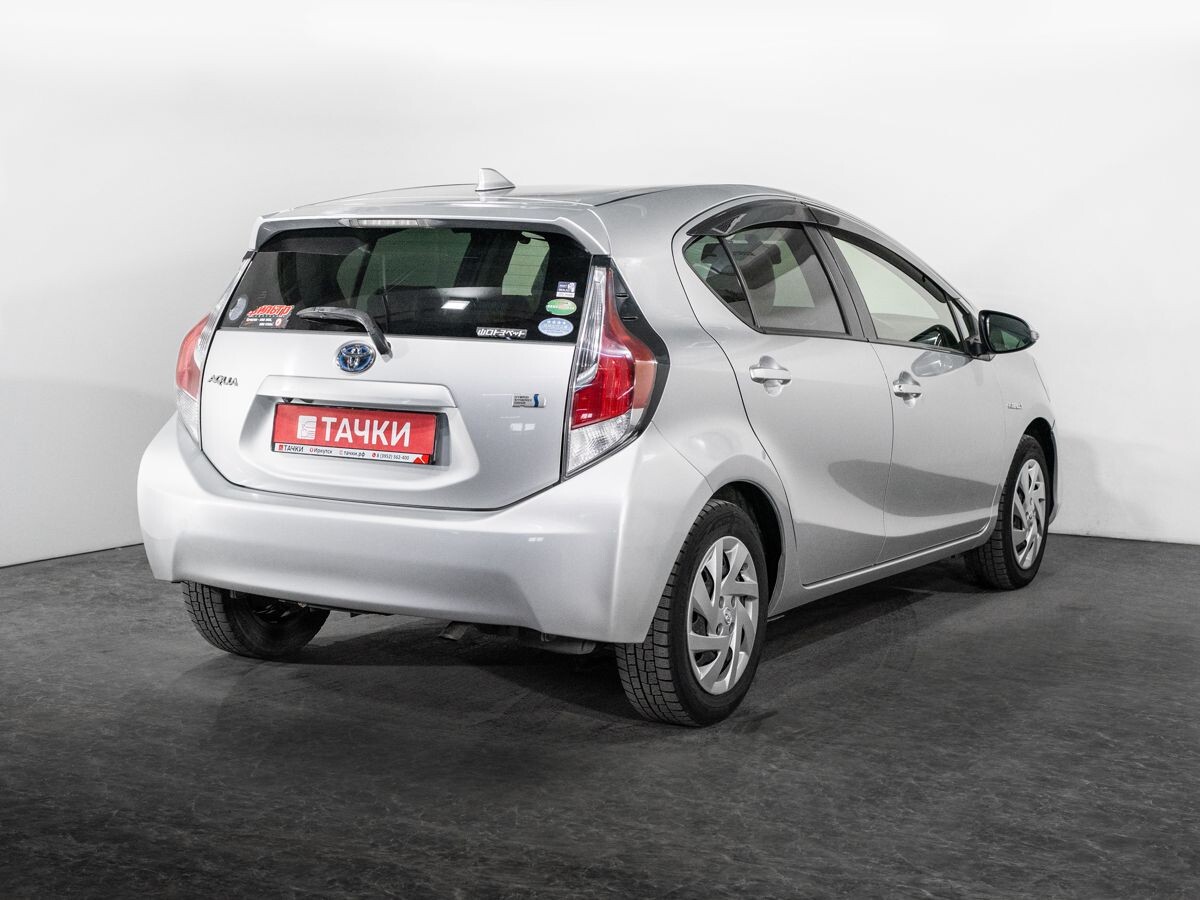 Toyota Aqua 2015 - фото автомобиля